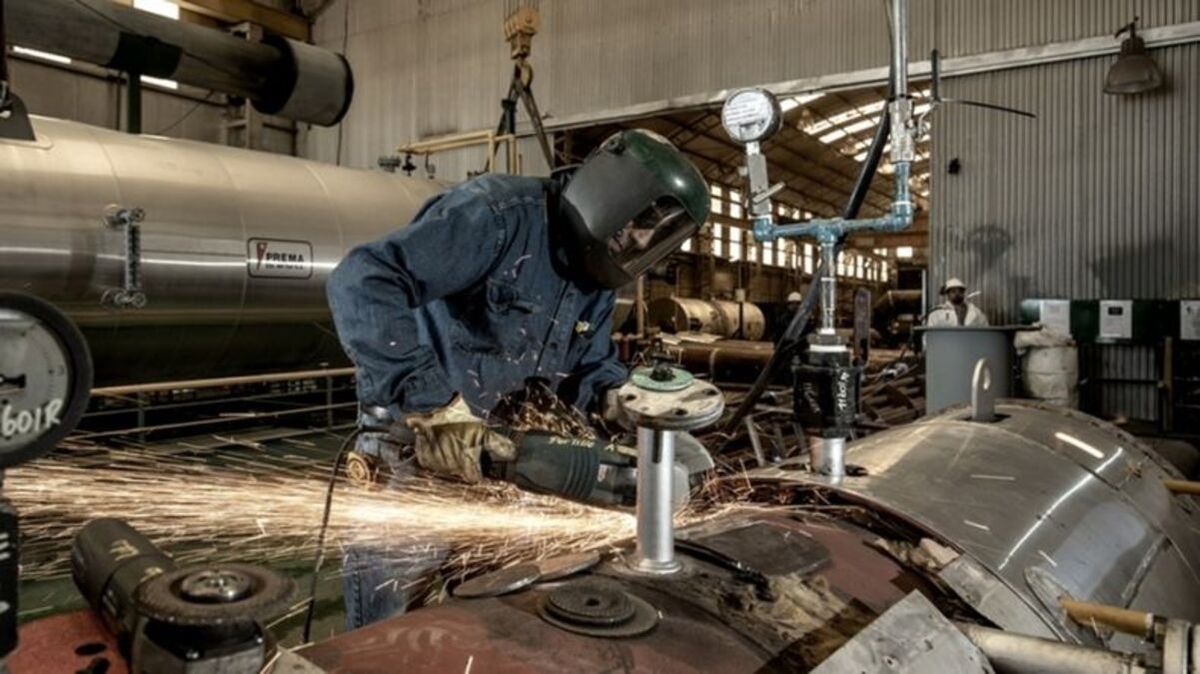 fabrica-industria-actividad-economica-1jpg