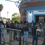 Post instagram dia del periodista moderno blanco amarillo verde y negro