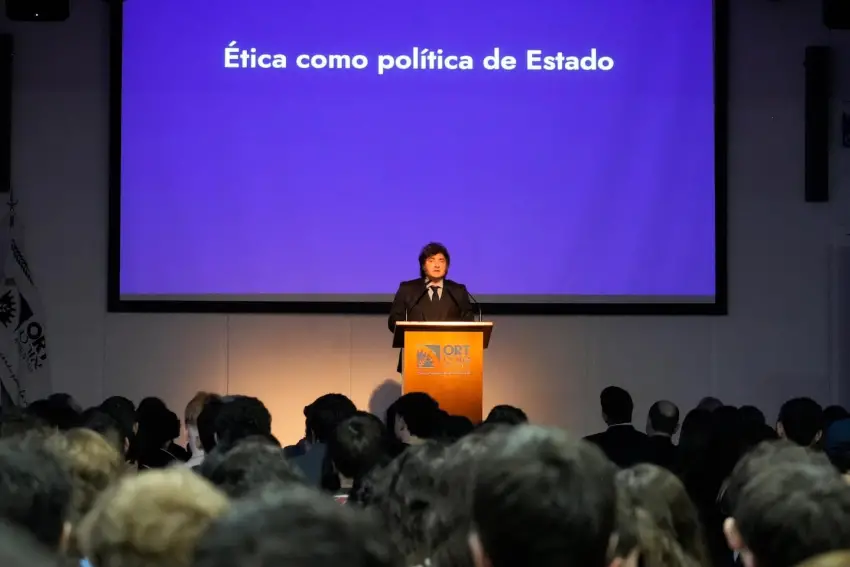 674239w850h567c.jpg